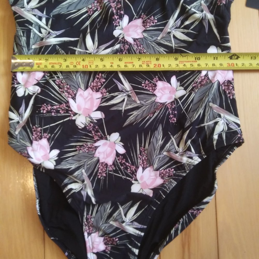 New Niptuck one piece bathing suit  floral size 6 - Picture 11 of 14